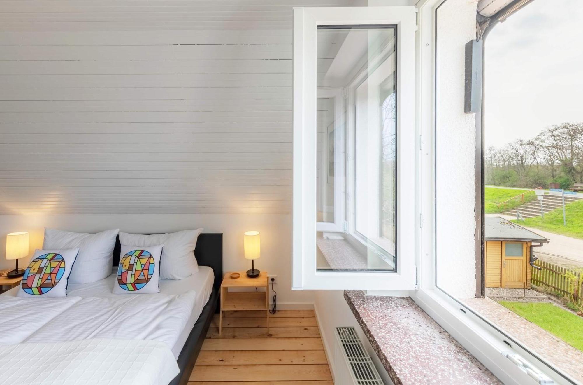 Ferienhaus "Bunter Fisch" - Direkt Am Deich, Stranduebergang 19 オストゼーバート・ディアーハーゲン エクステリア 写真